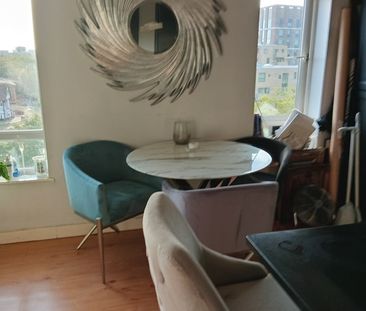 Room in a Shared Flat, Heritage Avenue, NW9 - Photo 1