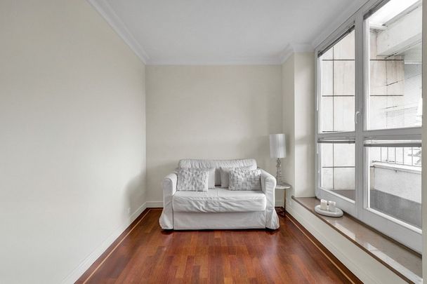 Słoneczny apartament w Centrum, ul. Hoża, parking 80 m² - Фото 1