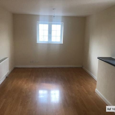 1 bed Flat in Addiscombe Road , East Croydon, CR0 6SA - Photo 1