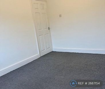 3 bedroom end of terrace house to rent - Photo 6