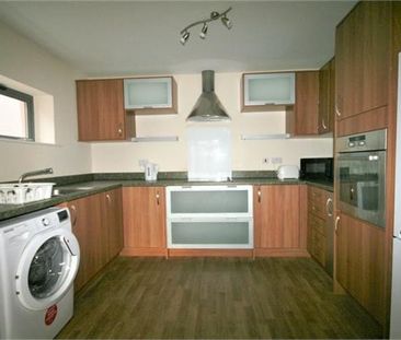 2 bedroom apartment to rent - Photo 6