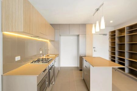 Stylish Apartment Living in Circa Three - Photo 4