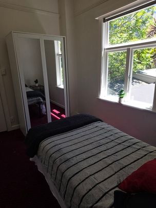 HEART OF FREEMAN BAY.. 5 MIN AUCKLAND CENTRAL. - Photo 1