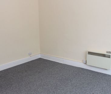 West Hill Drive, Mansfield, Mansfield, Notts, NG18 - Photo 3