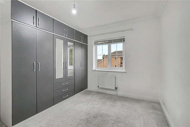 Wellesley Close, Poringland, Norwich, Norfolk, NR14 - Photo 1