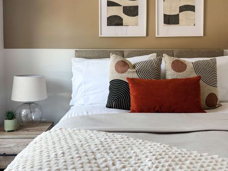 ✨ En-Suite Rooms w/ Kitchenettes | Bills Inc. 💡 Room 3 - Photo 4