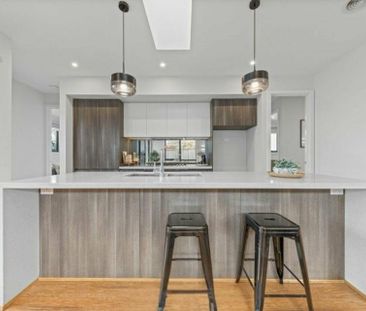 Charming 4-bedroom family home! - Photo 6