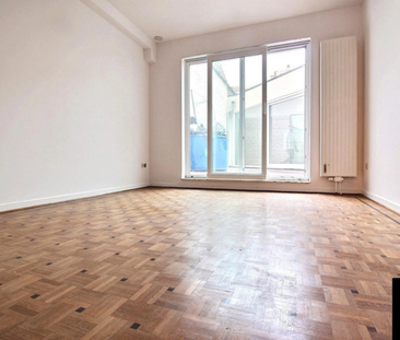 Charles V 1083, Ganshoren, België - Photo 2