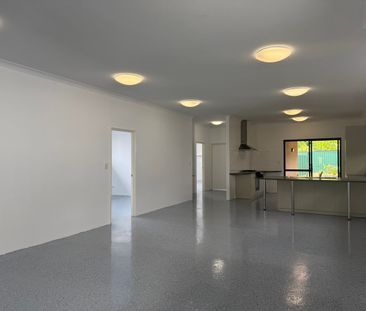 South Perth - Photo 5