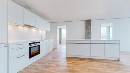 1 month of free life - Exceptional life Rhyfalltower - Foto 5