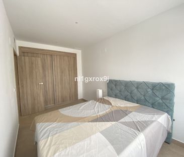 Townhouse · Estepona - Photo 4