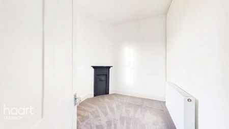 4 bedroom flat to rent - Photo 4