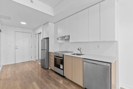 For Lease - 130 Canon Jackson Drive Unit# 211, Toronto, Ontario - Photo 3