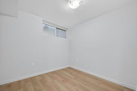 For Lease - 19 Candis - lower level Drive, Toronto, Ontario - Photo 3