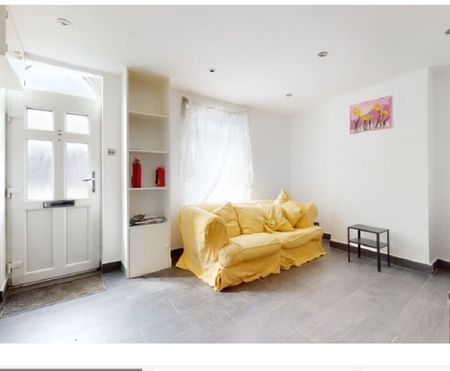 3 Bed End Terrace, Putney Bridge Road, SW18 - Photo 3