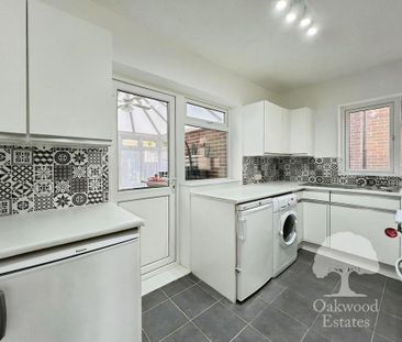 2 bedroom maisonette to rent - Photo 6