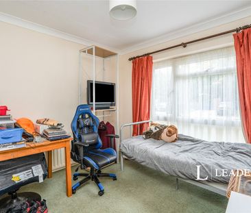 4 bedroom house to rent Hampton Grove, Fareham, PO15 - Photo 4