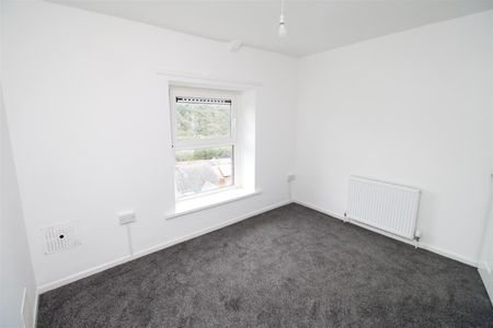 House - Terraced For Rent Ty'r Felin Street, Mountain Ash - Photo 3