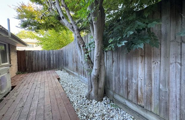 2/25 Grace Street, Mont Albert - Photo 1