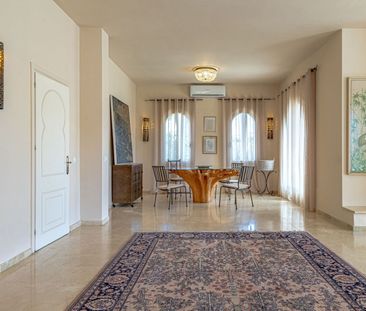 Semi-Detached House in Estepona - Photo 5