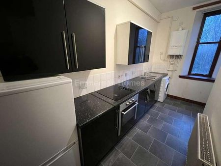 Main Road, Elderslie, PA5 - Photo 4