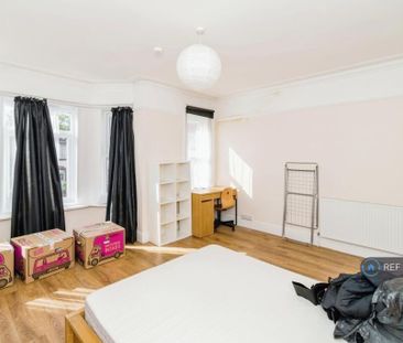 5 bedroom terraced house to rent - Photo 2