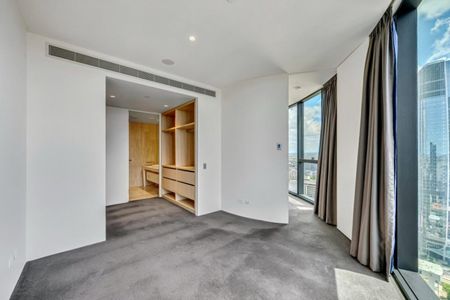 Executive Sub-Penthouse Living at Abian â Brisbaneâs Premier Address â Appointment Only - Photo 3