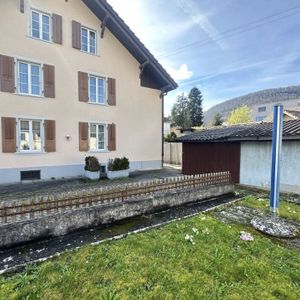 Top Renovated 3.5 Room Attic Apartment - Photo 3