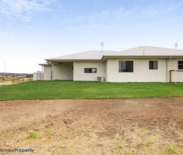 1/17 Aquila Drive, 4352, Meringandan West Qld - Photo 3