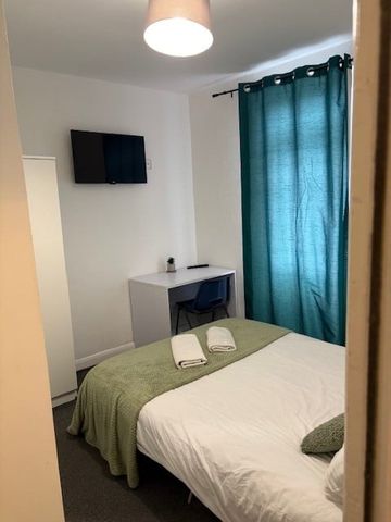 Room in a Shared House, Gulson Road, CV1 - Photo 2