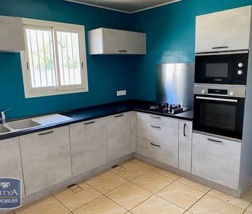 Location Maison 3 pièces 85m² ST PIERRE 97410 - Photo 3