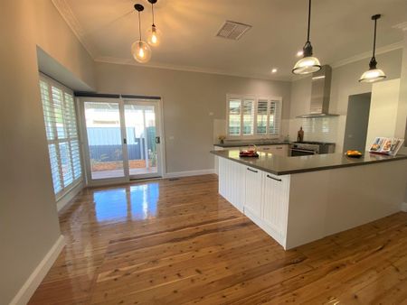 515 Nathan Avenue, Albury NSW 2640 - House For Rent | Domain - Photo 5