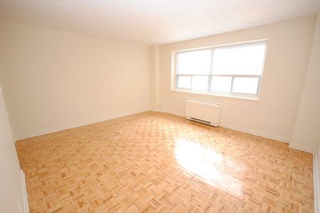 Perfectly Located in Centretown Ottawa - Central AC included in the price of rent - Photo 3