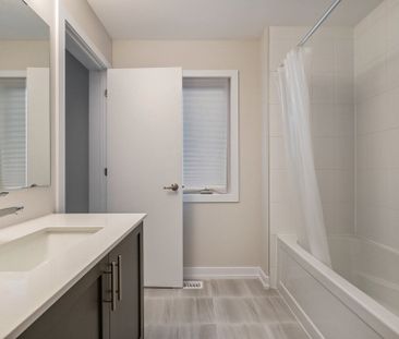 For Lease - 623 Alopex Row, Stittsville - Munster - Richmond, Ontario - Photo 3