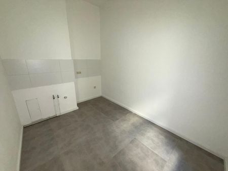 5-Raum-Wohnung direkt am Hasselbachplatz - Photo 2