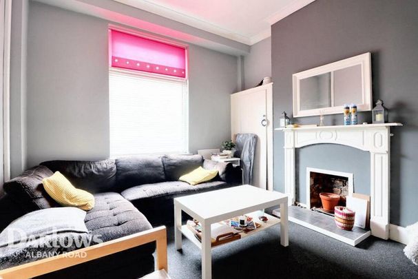 1 bedroom in a house share to rent - Photo 1