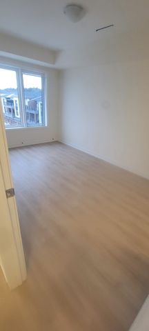 For Lease - 1695 Dersan Street Unit# 327, Pickering, Ontario - Photo 3
