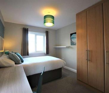 Pascal Crescent, Shinfield, RG2 - Photo 6