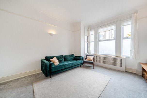 2 bedroom flat to rent - Photo 1
