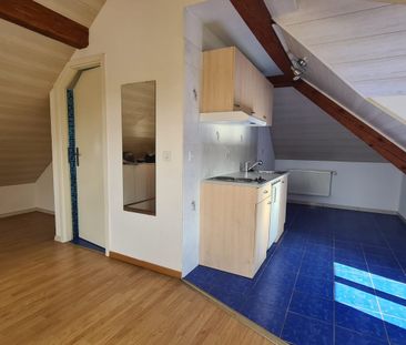 Charmantes Dachstudio zur Miete in Cornol - Photo 1