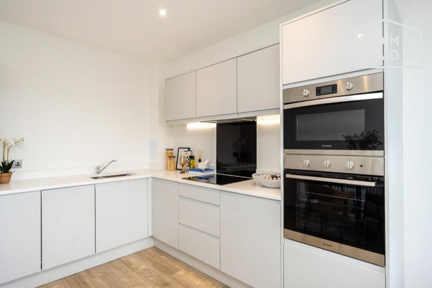 2 bedroom flat to rent - Photo 1