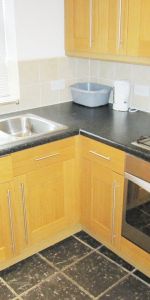 2 bedroom property to rent - Photo 4