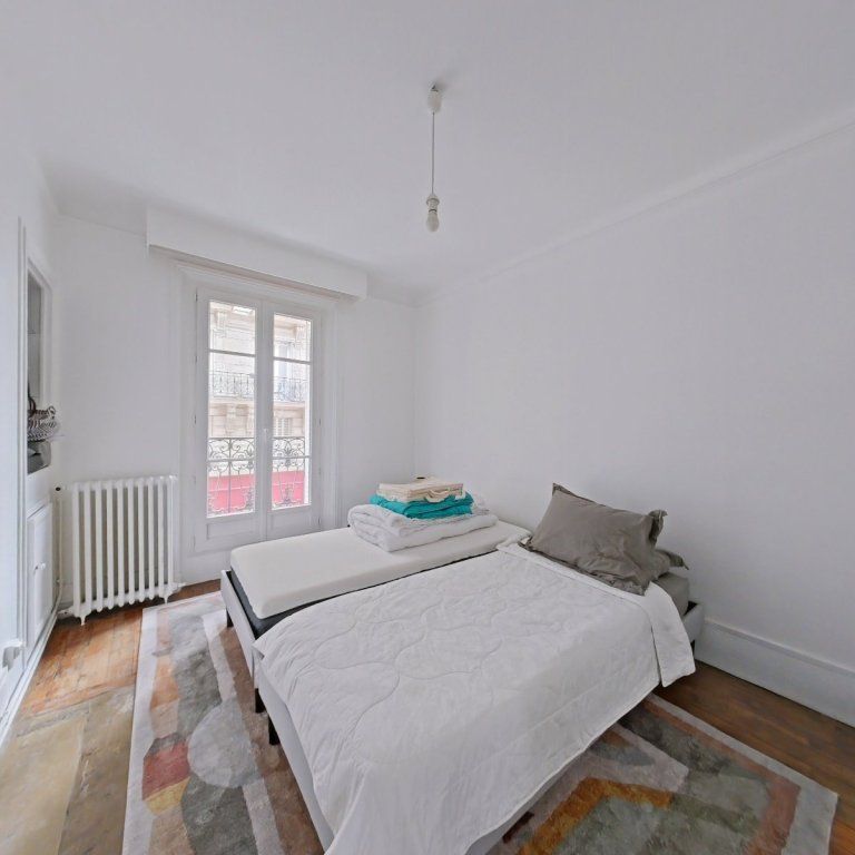 APPARTEMENT T3 A LOUER - PARIS 15EME ARRONDISSEMENT - 66.76 m - 2 097 € - Photo 1
