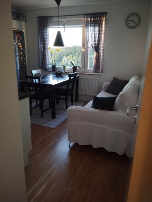 Lättingebacken, Spånga - Photo 1