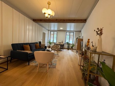 Charming and newly renovated 2.5-room apartment in a sunny and quiet location in Twann - Photo 2