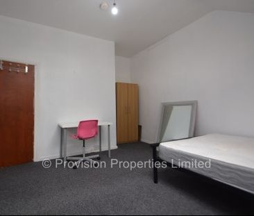 3 Bedroom Student Houses Hyde Park Leeds - Photo 3