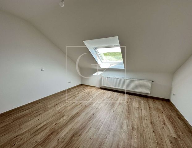 Modernisierte 4-Zimmer-DG-Wohnung in Sinzig - Photo 1