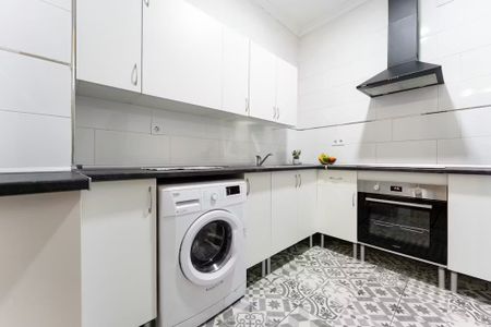 Calle Martínez Campos, Málaga, Andalusia 29001 - Photo 2