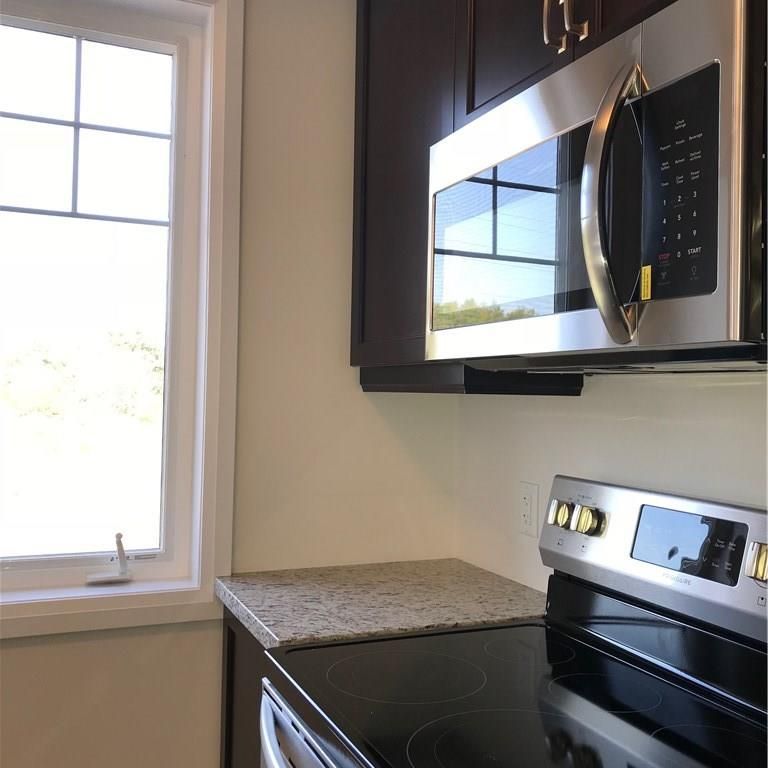 For Lease - 1169 Garner Road Unit# 38, Hamilton, Ontario - Photo 1