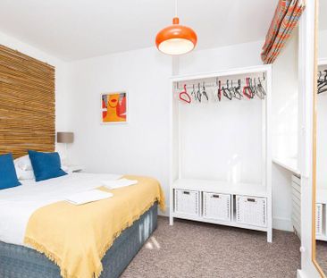 3 bedroom apartment to rent - Photo 5